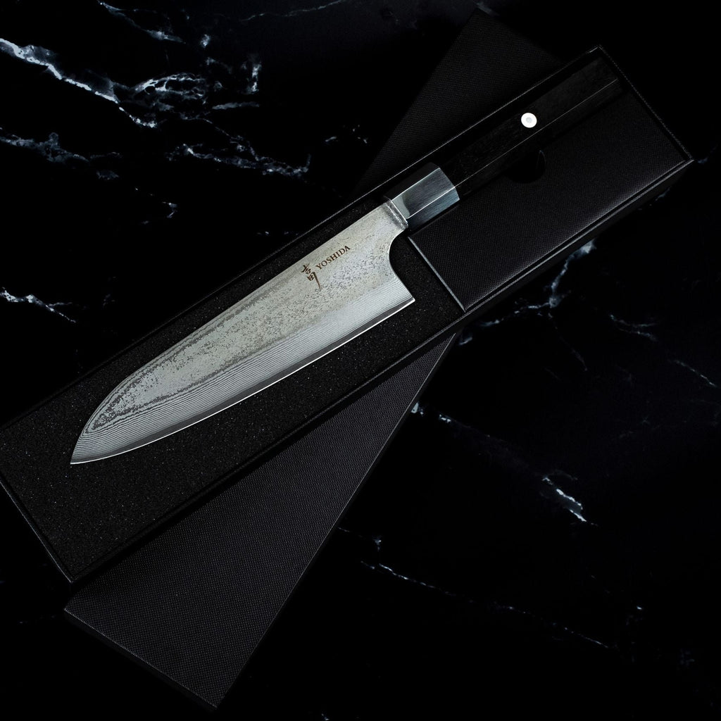 Couteau Santoku 18 cm – Damas AUS-10 Bois Noir Yoshida