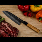Couteau Santoku 18 cm – Damas VG-10 Bois d’Olivier Yoshida